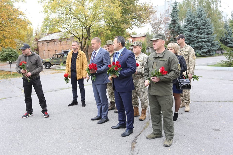 90 кременчуцьким військовим вручили нагороди 90 кременчуцьким військовим вручили нагороди