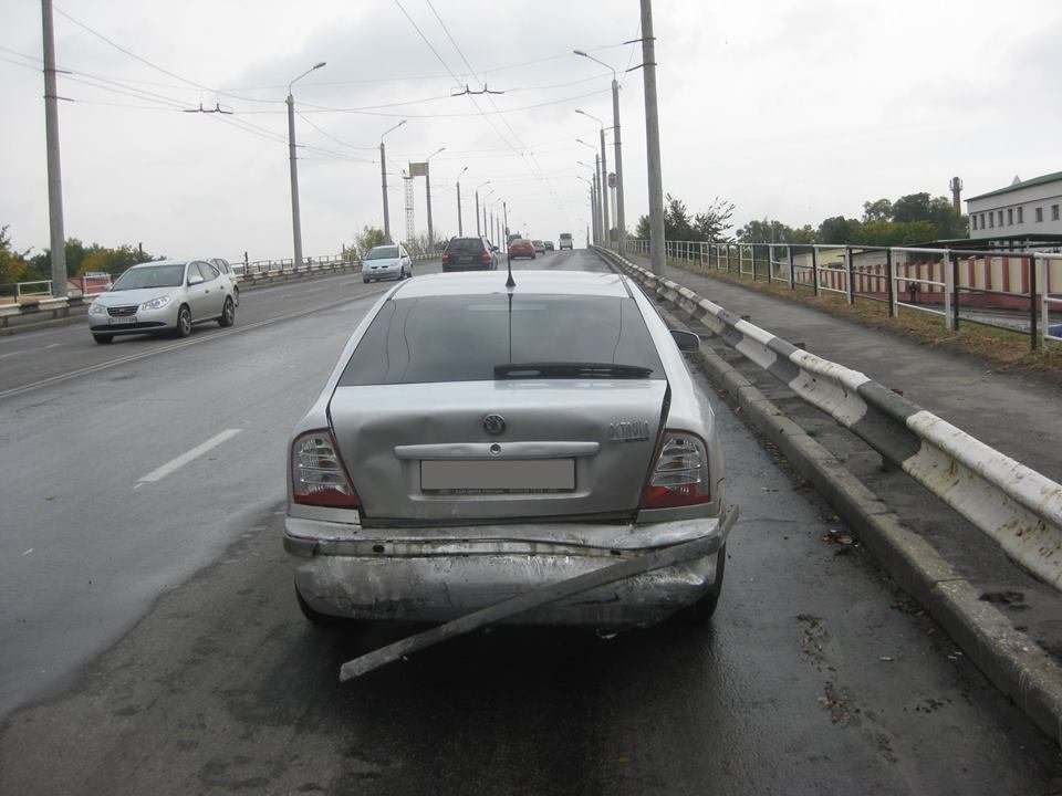 В Полтаве в ДТП пострадала 2-летняя девочка, которую отец вез на переднем сидении без автокресла В Полтаве в ДТП пострадала 2-летняя девочка, которую отец вез на переднем сидении без автокресла