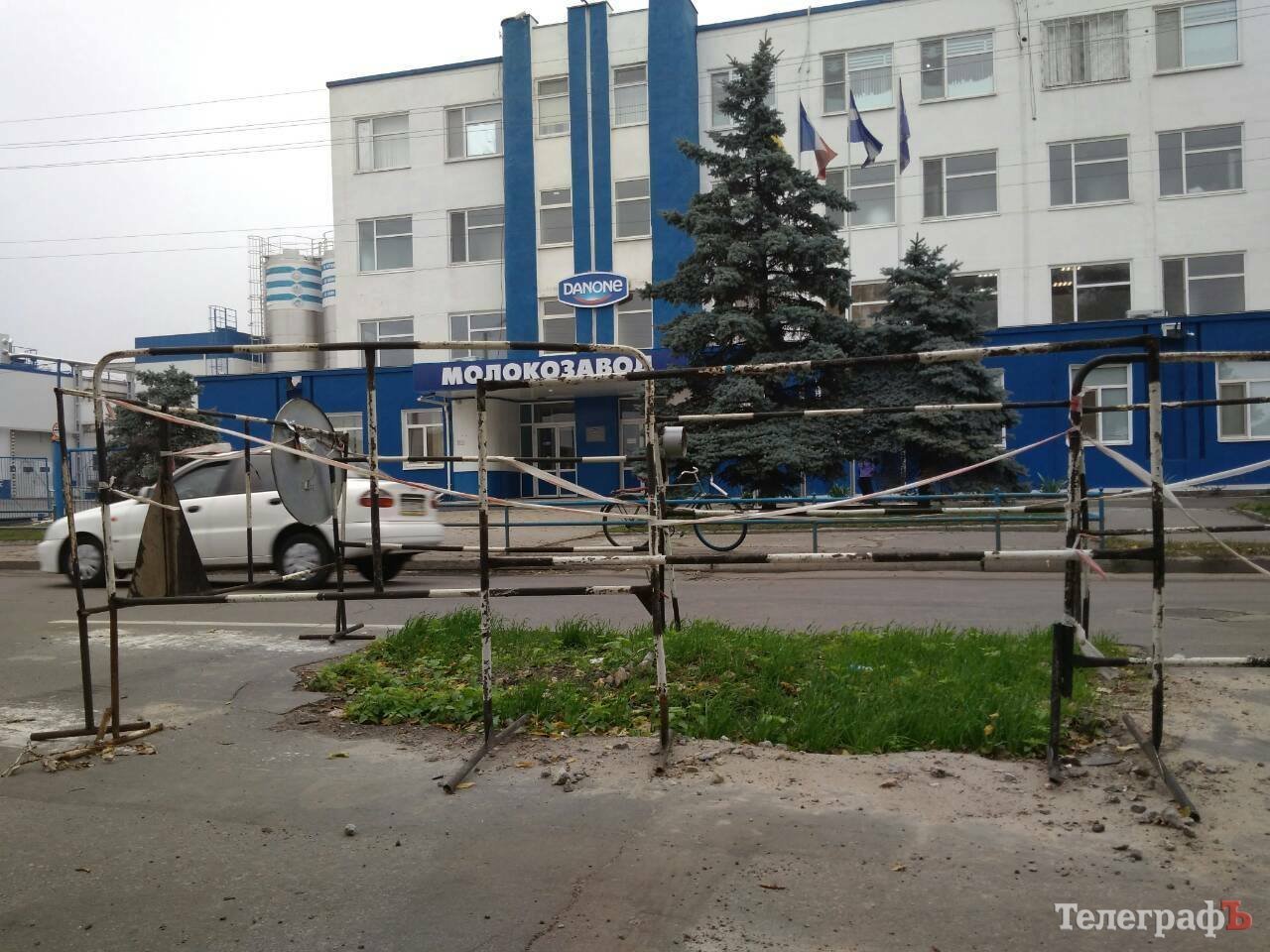 Новая суперКлумба в Кременчуге – подарок от коммунальников ко Дню города Новая суперКлумба в Кременчуге – подарок от коммунальников ко Дню города