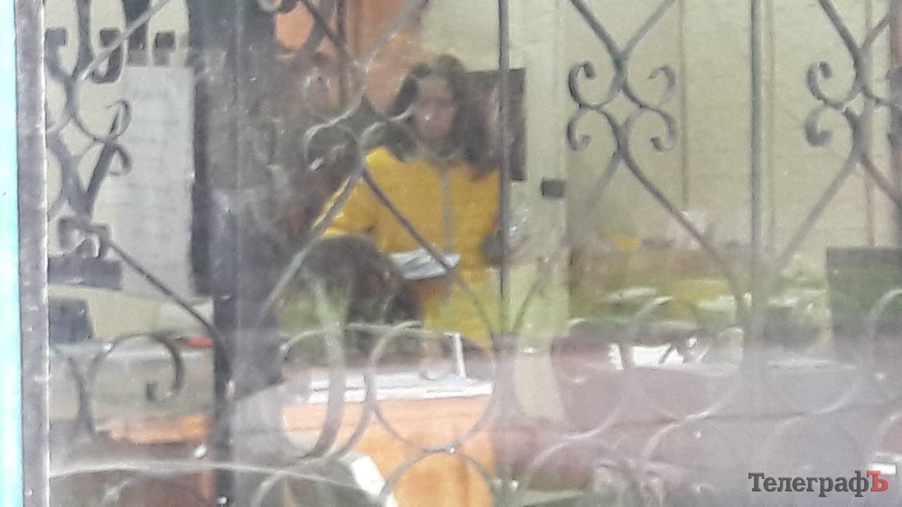 В Кременчуге закрылось отделение почты №23 – ни посылок тебе, ни пенсии В Кременчуге закрылось отделение почты №23 – ни посылок тебе, ни пенсии