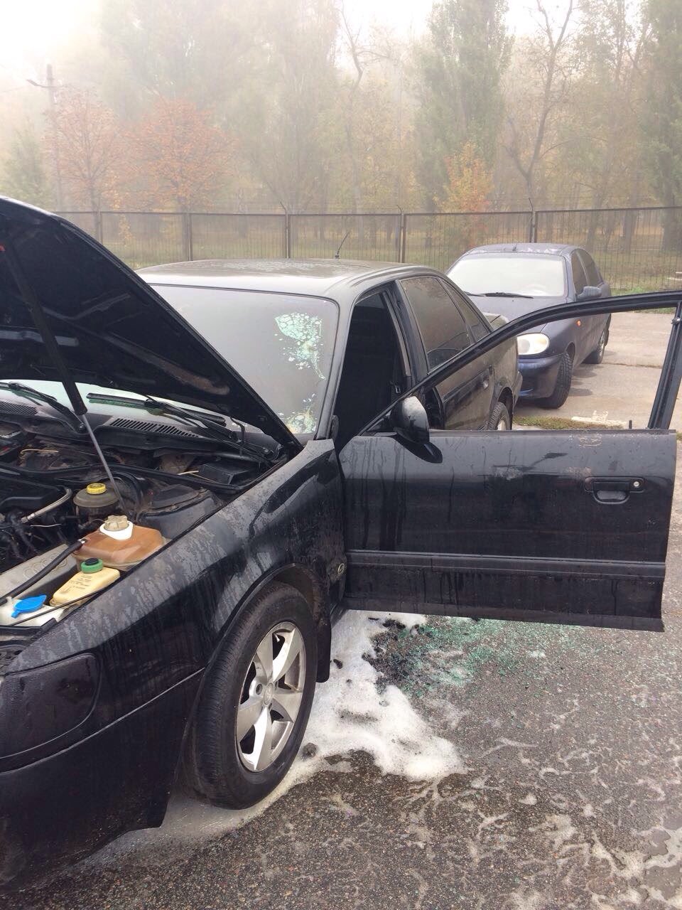 В Кременчуге горел ещё один автомобиль Audi – на стоянке В Кременчуге горел ещё один автомобиль Audi – на стоянке