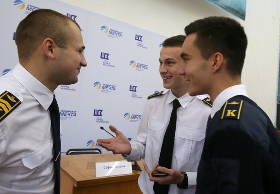 Лондон ждет! Украинские студенты поборются за поездку в Великобританию Лондон ждет! Украинские студенты поборются за поездку в Великобританию