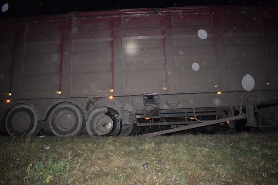 На Полтавщине фура «снесла» Toyota и скрылась с места ДТП: водитель легковушки погиб На Полтавщине фура «снесла» Toyota и скрылась с места ДТП: водитель легковушки погиб