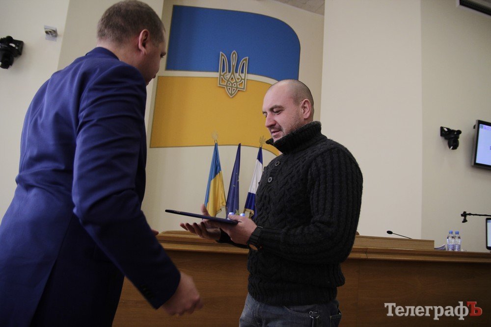 4 чемпіонів світу з Кременчука нагородили почесними грамотами 4 чемпіонів світу з Кременчука нагородили почесними грамотами