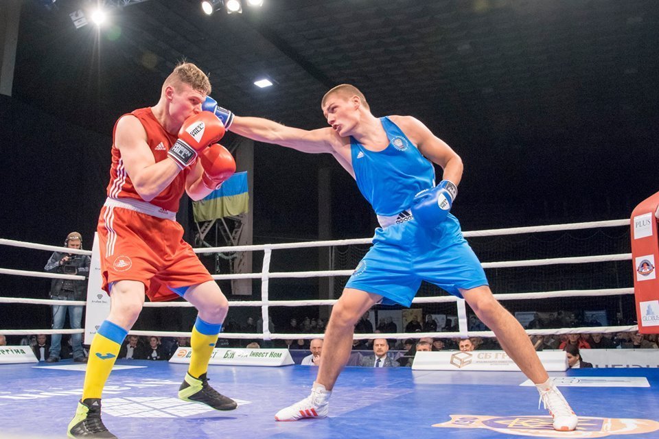 Усик і Покуляк завоювали бронзу чемпіонату України Усик і Покуляк завоювали бронзу чемпіонату України