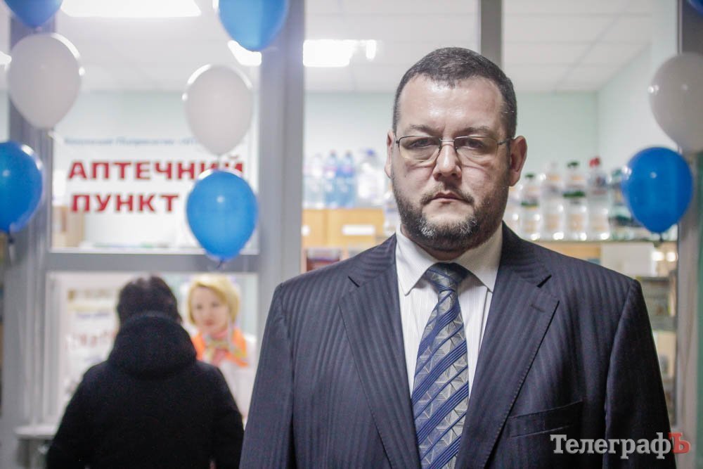 На Молодежном таки открыли коммунальную аптеку, но этому предшествовали скандалы и кадровые перестановки На Молодежном таки открыли коммунальную аптеку, но этому предшествовали скандалы и кадровые перестановки