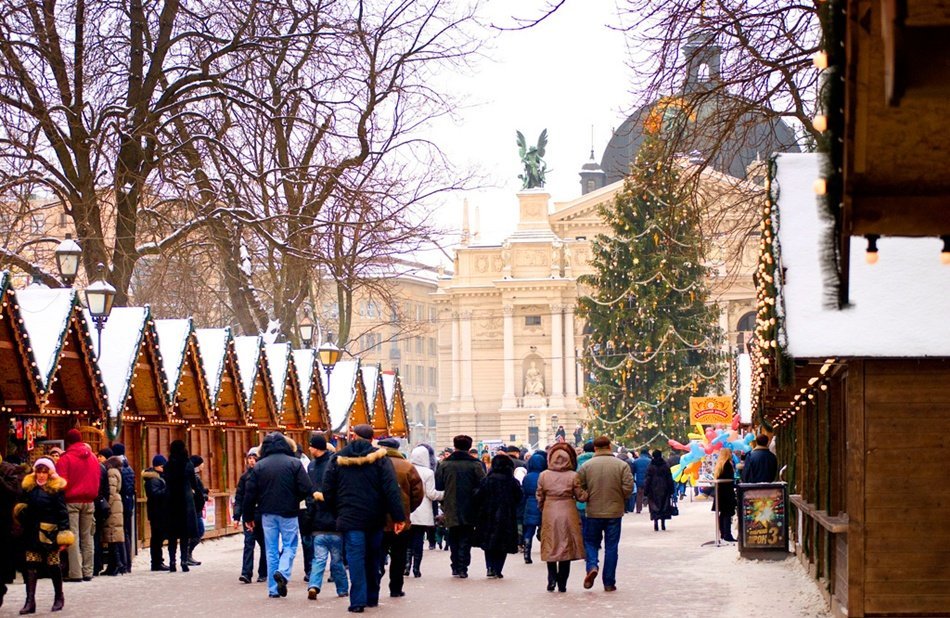 Топ-20 рождественских фестивалей: куда отправиться за новогодним настроением Топ-20 рождественских фестивалей: куда отправиться за новогодним настроением