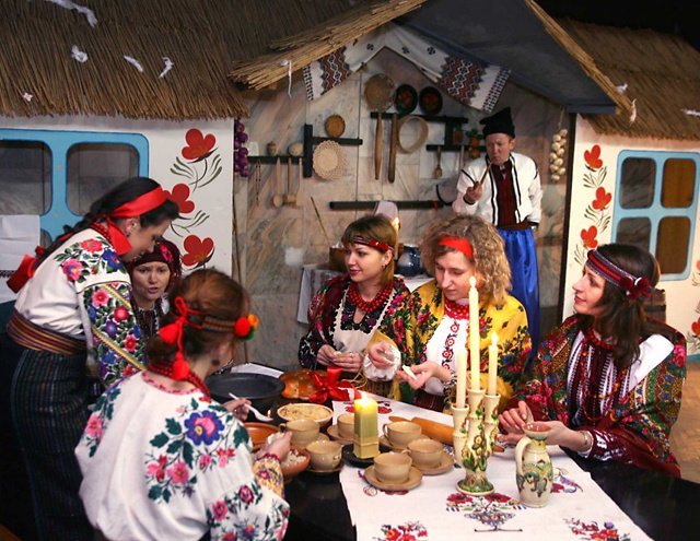 Топ-20 рождественских фестивалей: куда отправиться за новогодним настроением Топ-20 рождественских фестивалей: куда отправиться за новогодним настроением