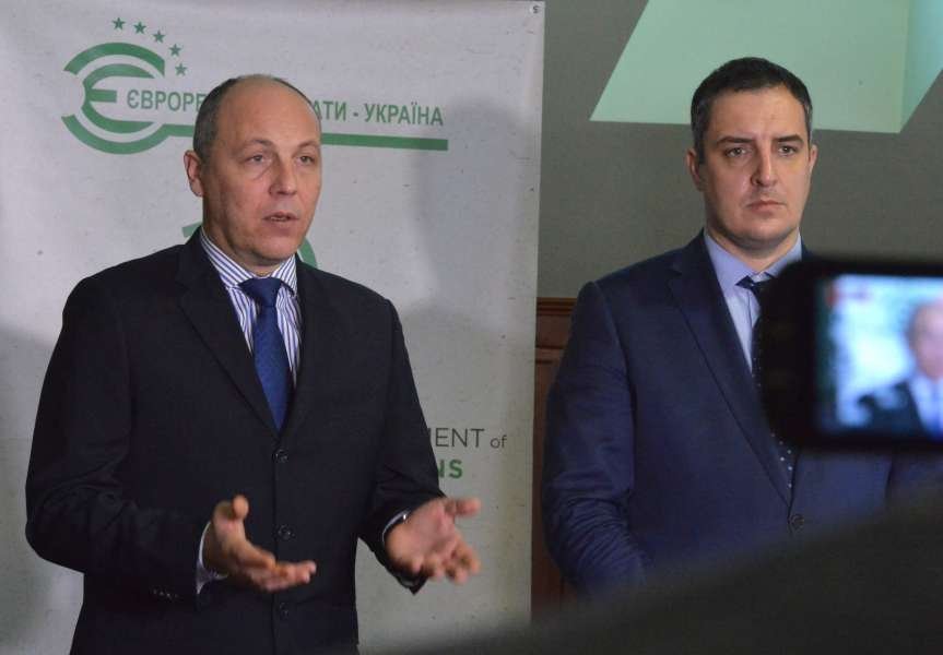 Голова Верховної Ради Андрій Парубій наголошує, що жодних змін до сьомої статті Закону про освіту вноситись не будуть Голова Верховної Ради Андрій Парубій наголошує, що жодних змін до сьомої статті Закону про освіту вноситись не будуть