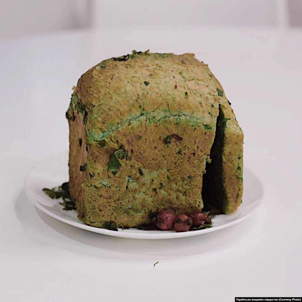 ХЛІБ — тісто з перетертої кори зі жменькою висівок та листям лободи