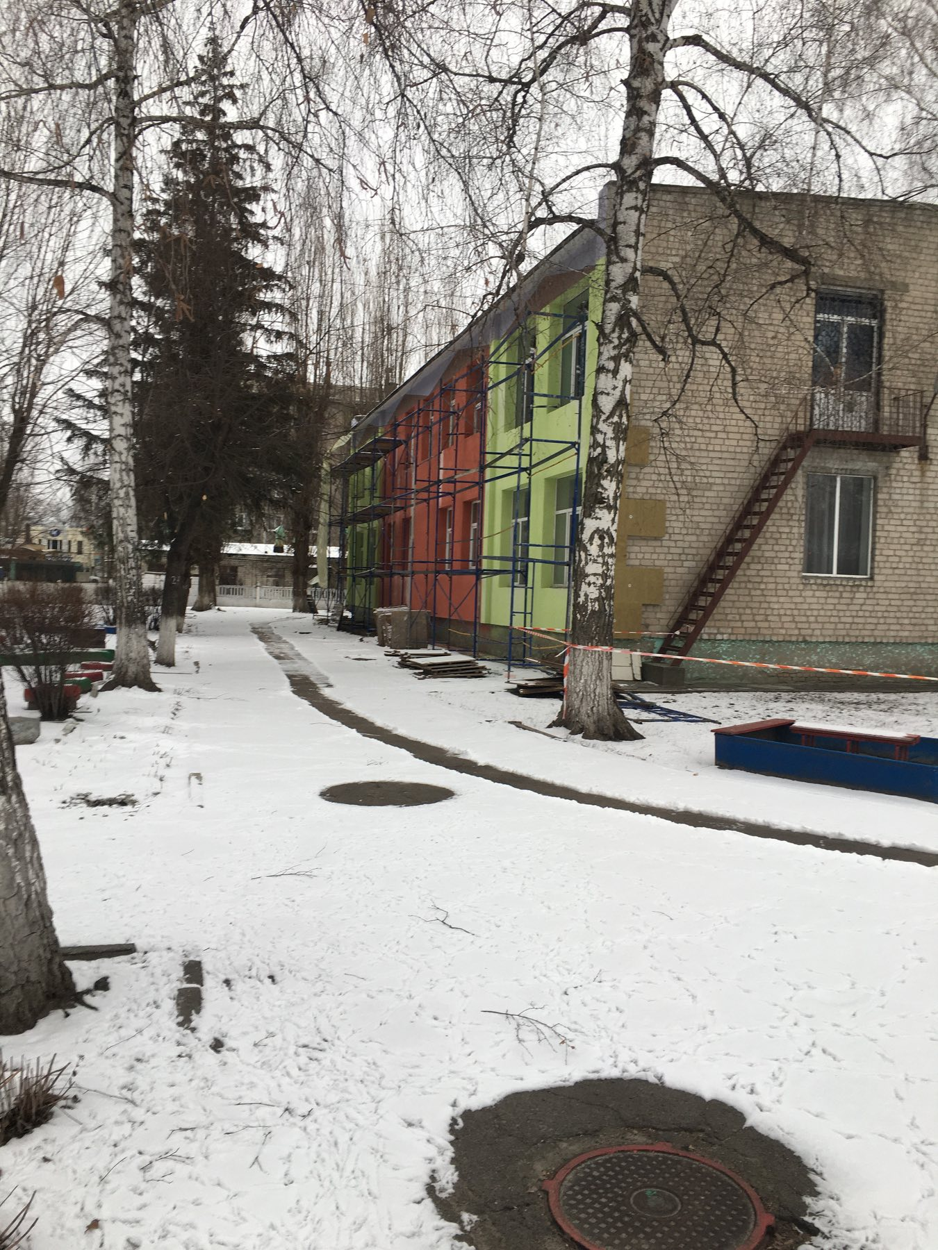Дитсадок №5, фото зроблене 28.12 - з того часу нічого не змінилося, кажуть батьки