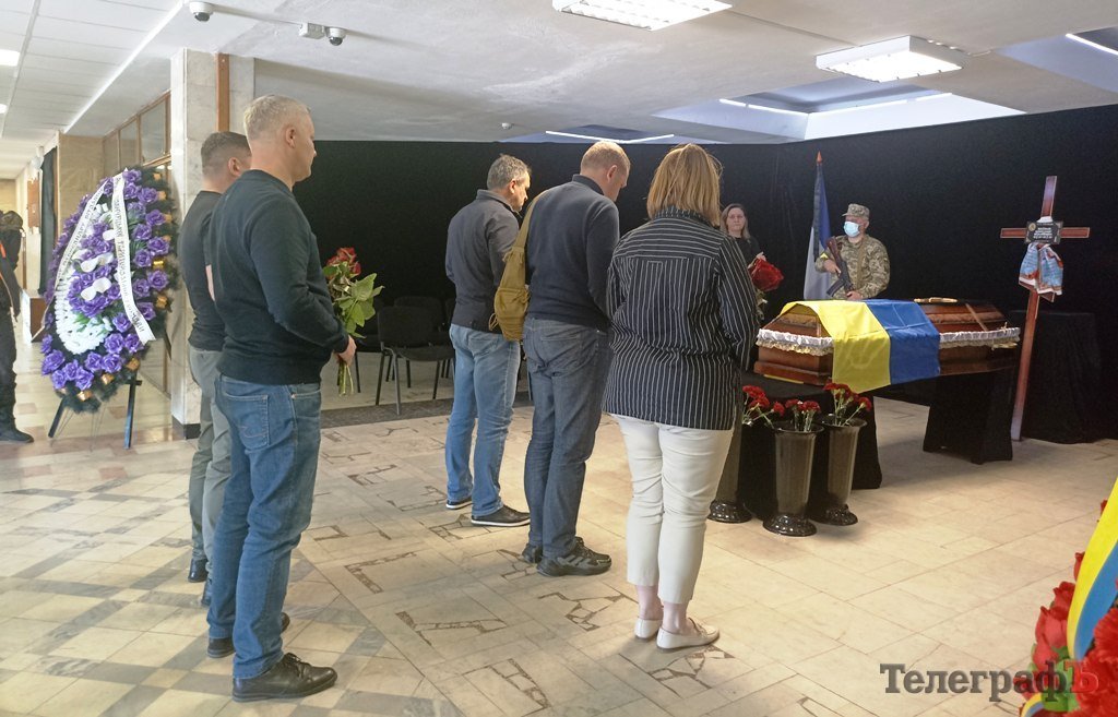 Представники міської влади прийшли вшанувати Героя