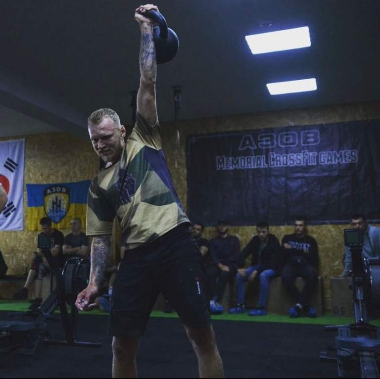 Максим Кагал з 15 років професійно займався спортом