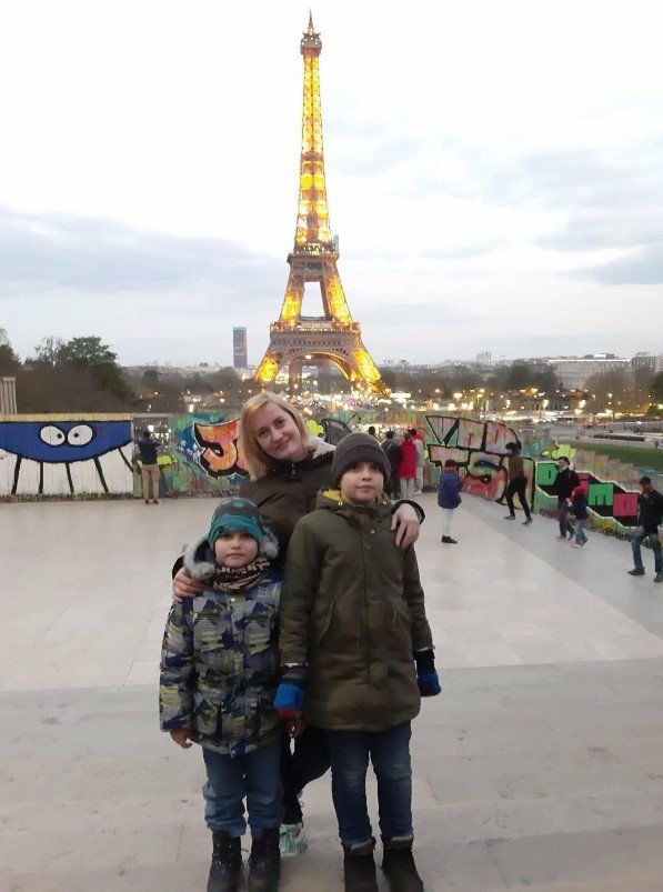 Марія Венгрук з дітьми, фото з Facebook