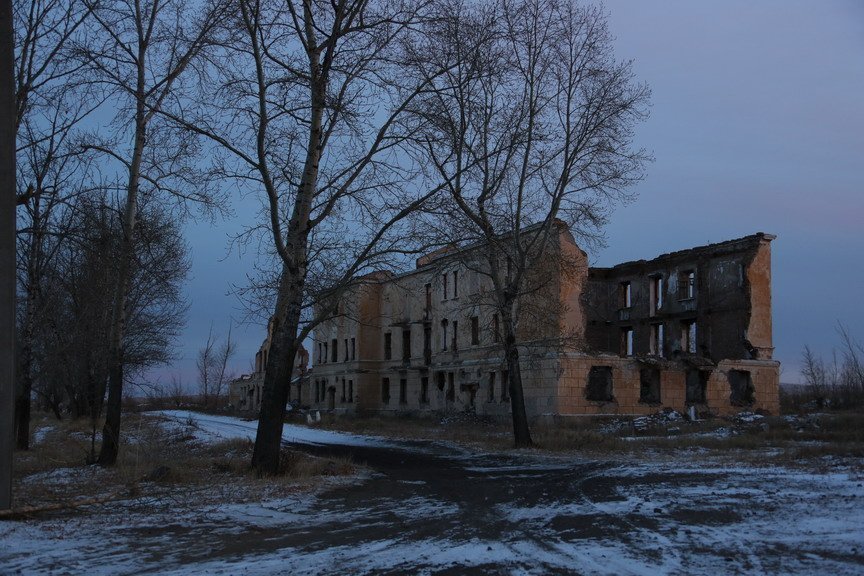 Бєзрєчна сьогодні: за 30 минулих років життя у селищі не надто покращилося