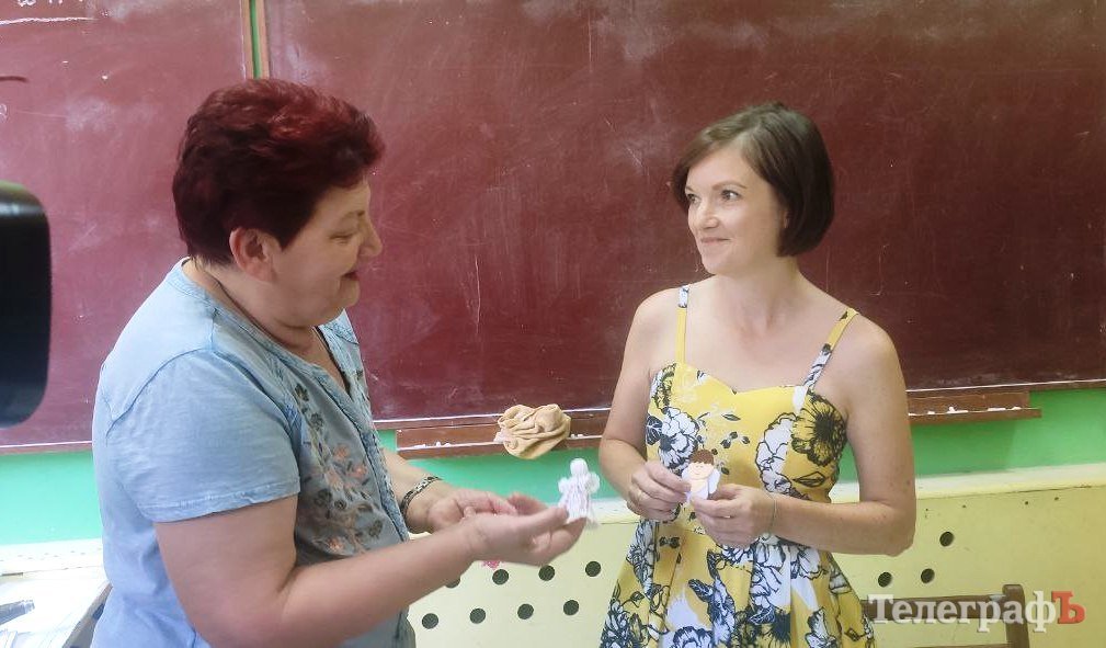 Майстриня від колективу отримала свого янгола охоронця