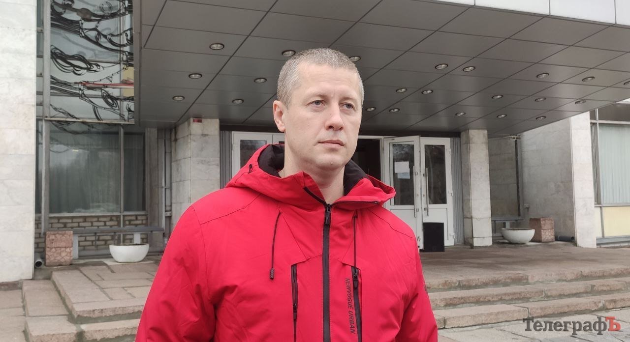 Дмитро, співробітник