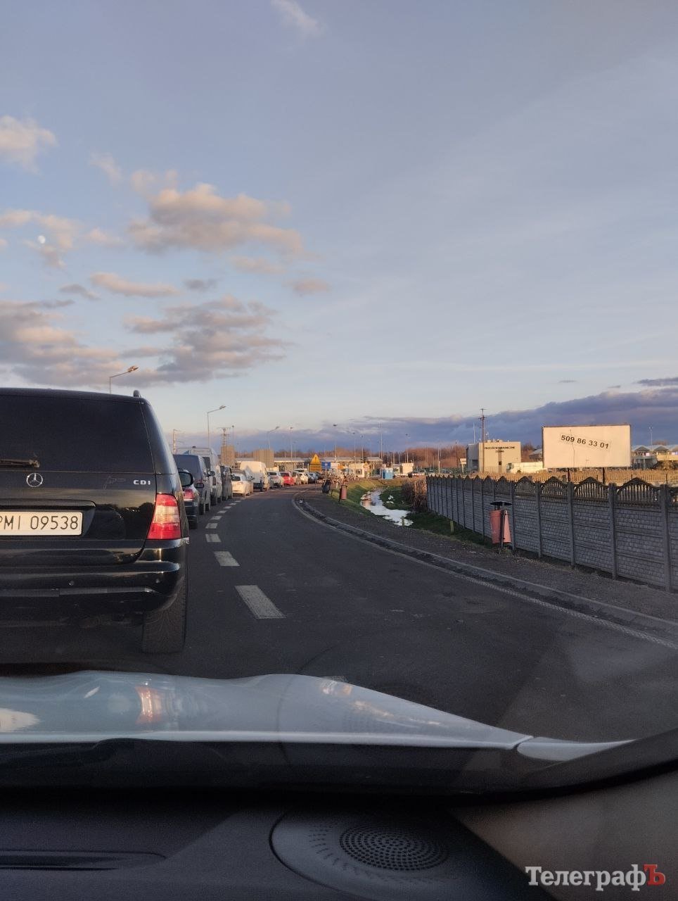 У черзі на польсько-українському кордоні