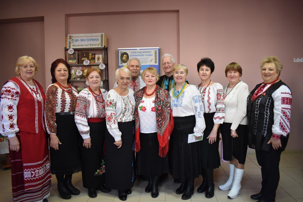 Учасники літературно–музичного західу «Золоті зерна поезії Т.Г. Шевченка»