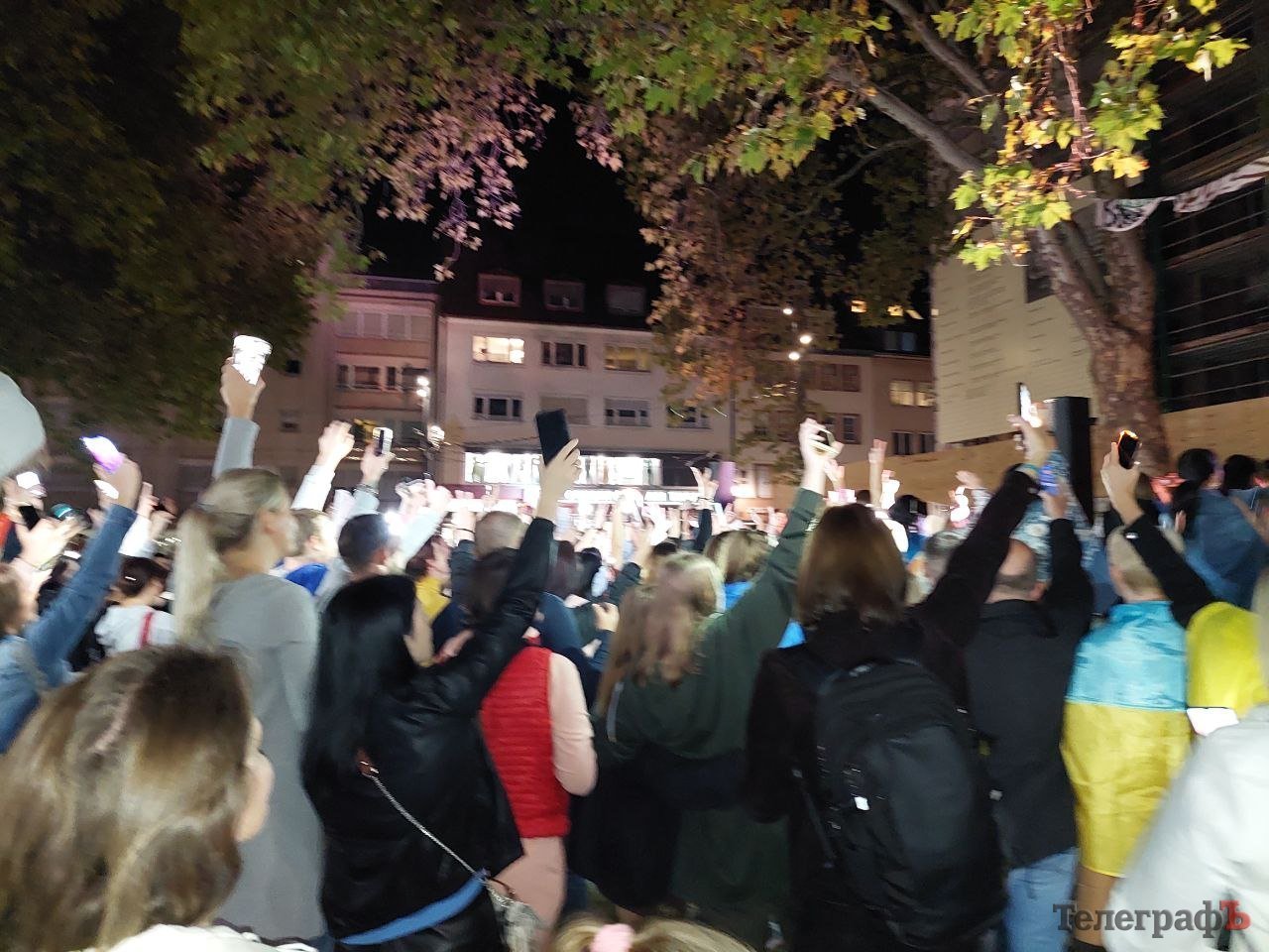 Виступ групи «Танок на майдані Конго» перед українськими біженцями у Фрайбурзі