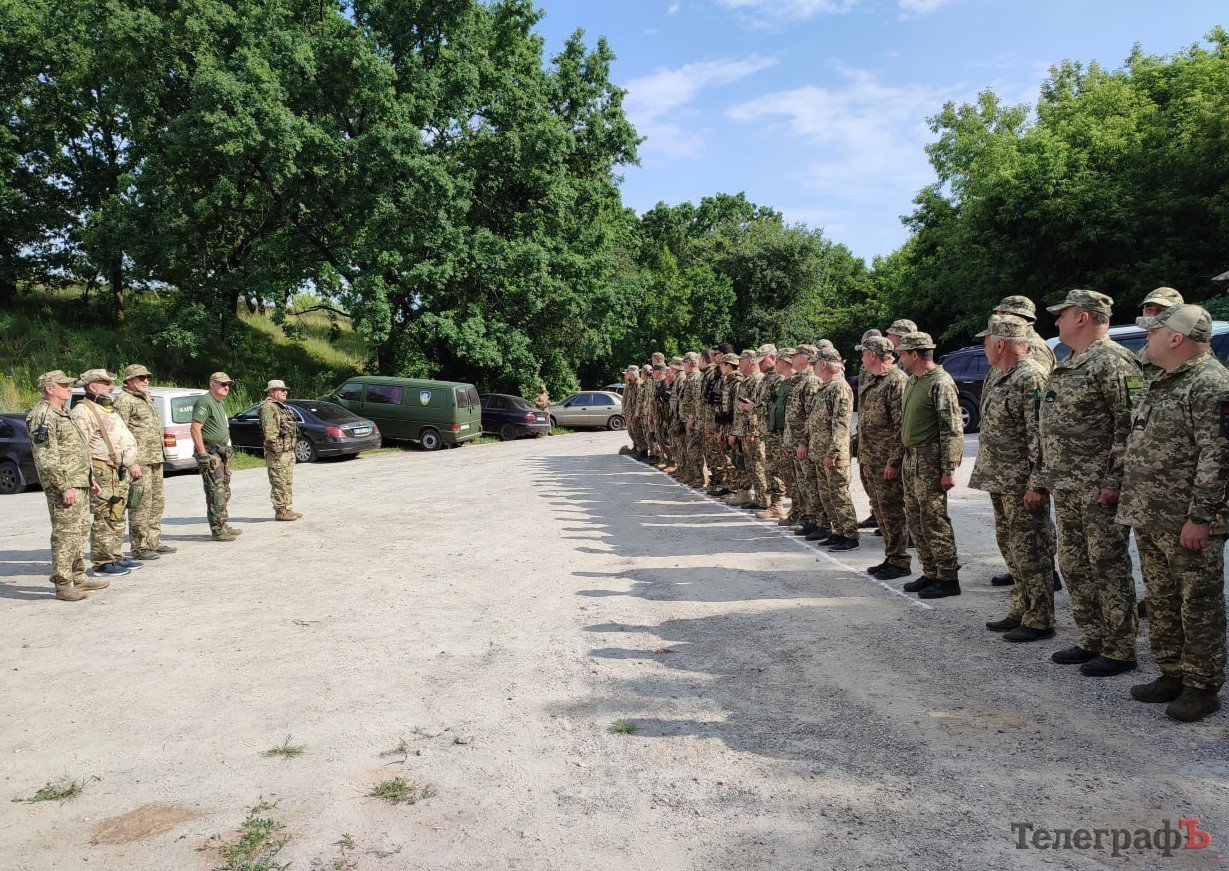 Шикування ДФТГ № 3 перед проведенням стрільб