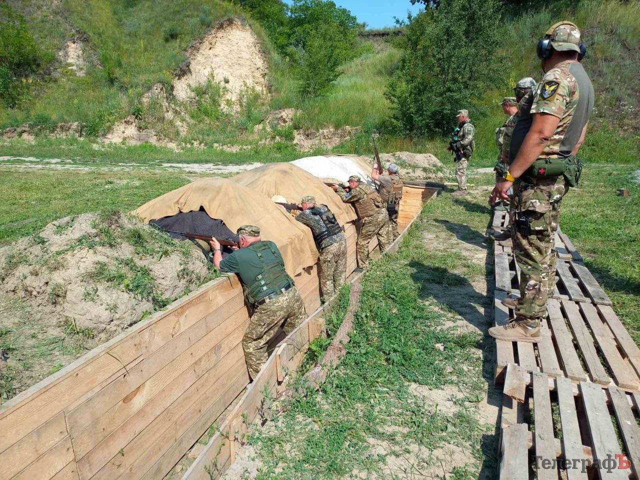 Добровольці на вогневому рубежі
