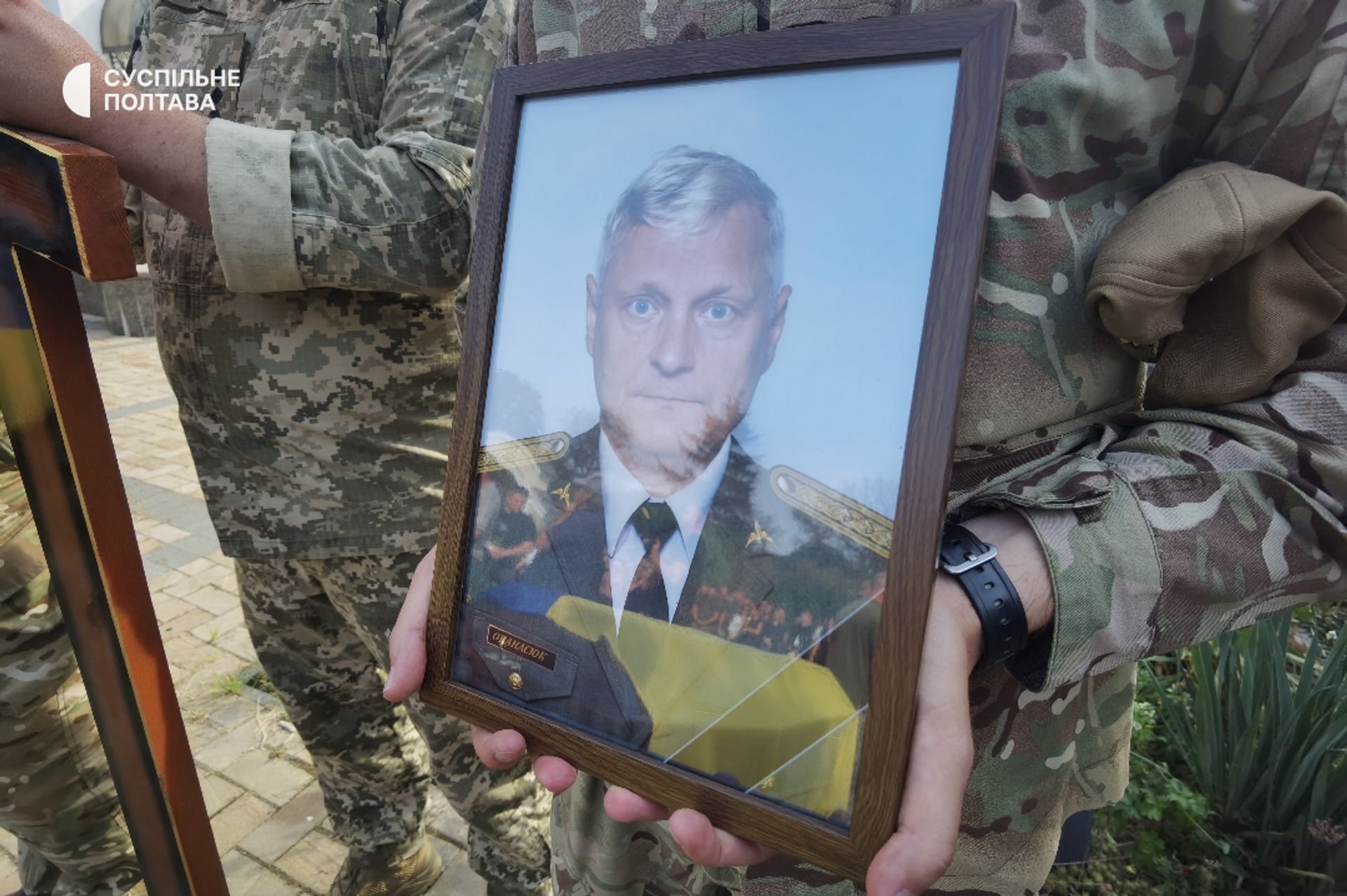 56-річний командир гелікоптера, полковник Віктор Опанасюк