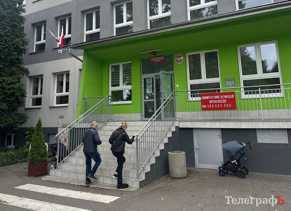 Виборча дільниця в Кракові