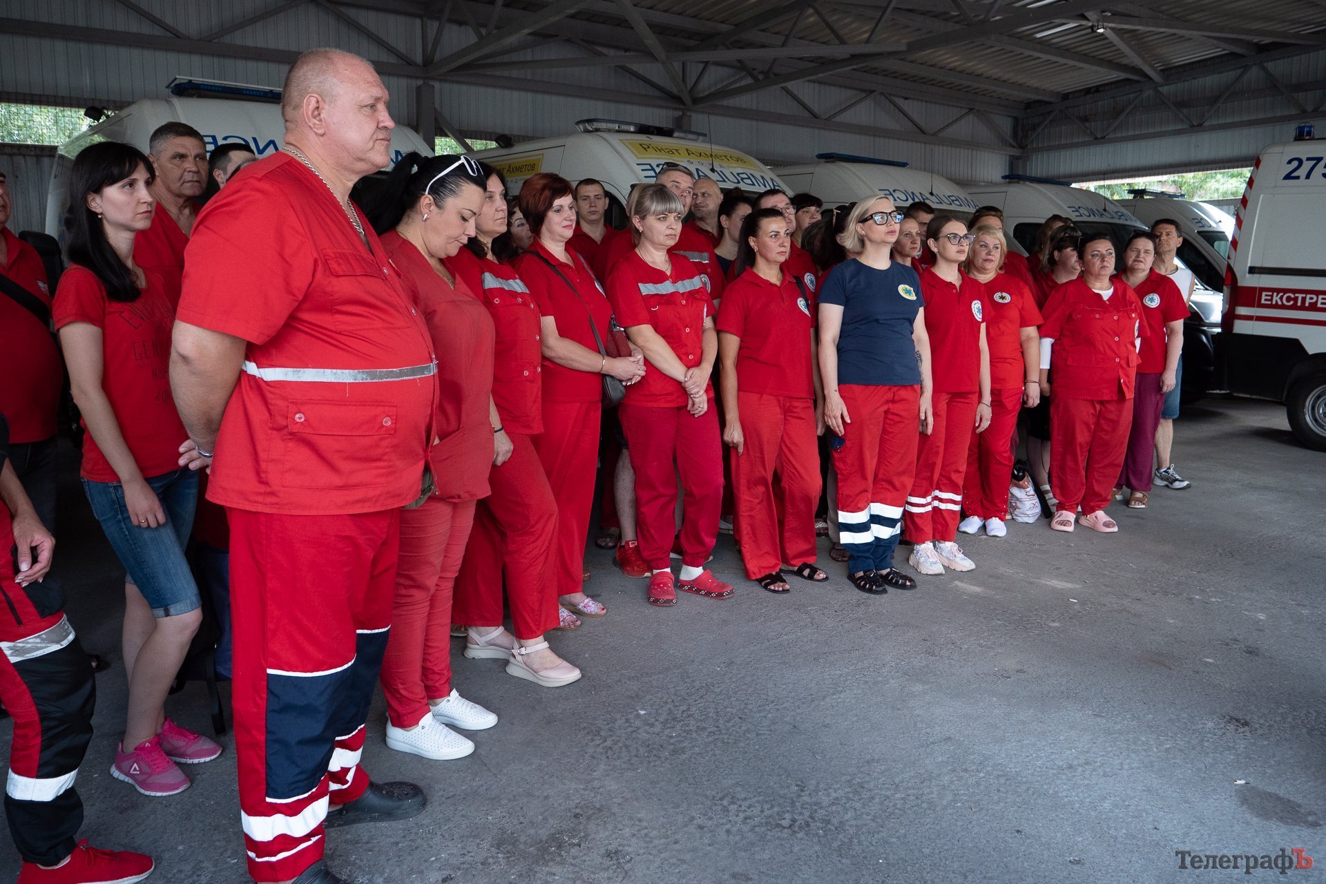 <span class="custom-bold">Медики «швидкої» у Кременчуці продовжують відстоювати свої права. Керівництво ж не розділяє їхнє обурення</span> <img src="https://www.telegraf.in.ua/wp-content/uploads/2026/03/video.svg" alt="" class="feed-icon" style="width: 20px; height: 20px; vertical-align: middle;" />