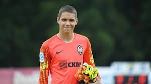 А у донецькому «Шахтарі» — воротар Тимур Пузанков