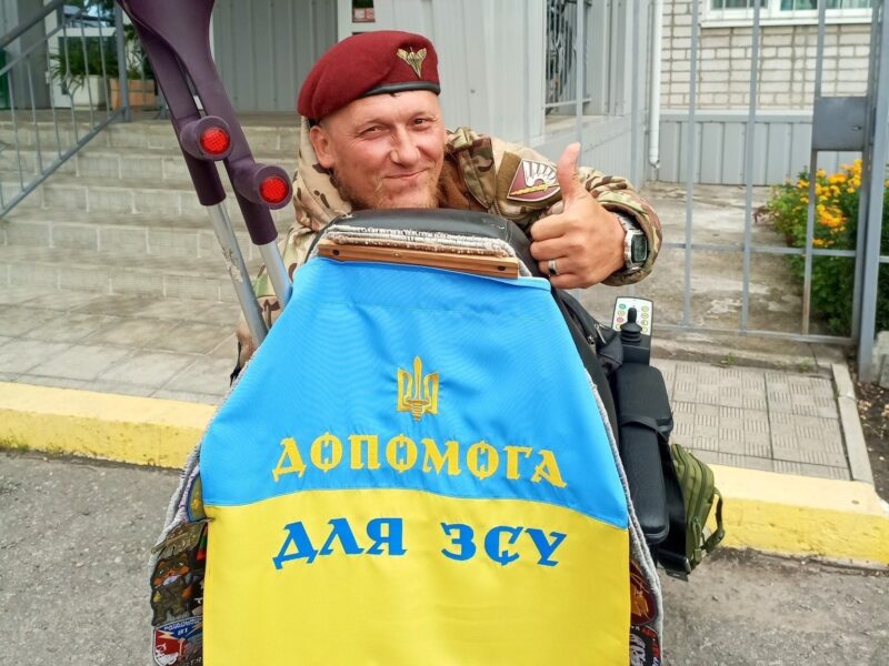 Десантнику Сергію Дем’янчуку зробили операцію — лікарі зберігають поранену ногу