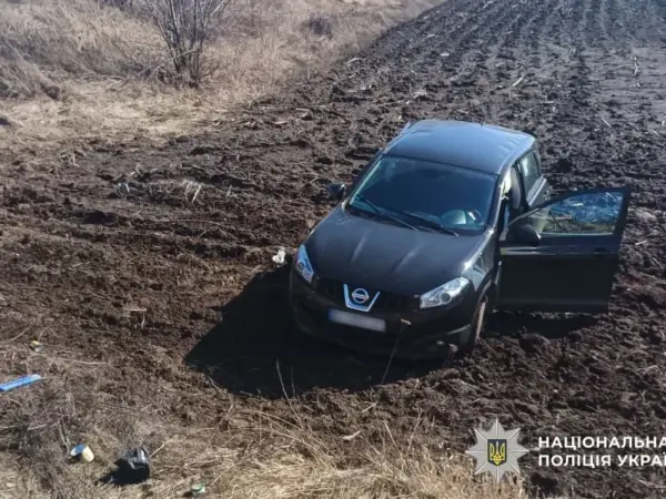 На Полтавщині зіткнулися Audi і Nissan: двоє людей у лікарні