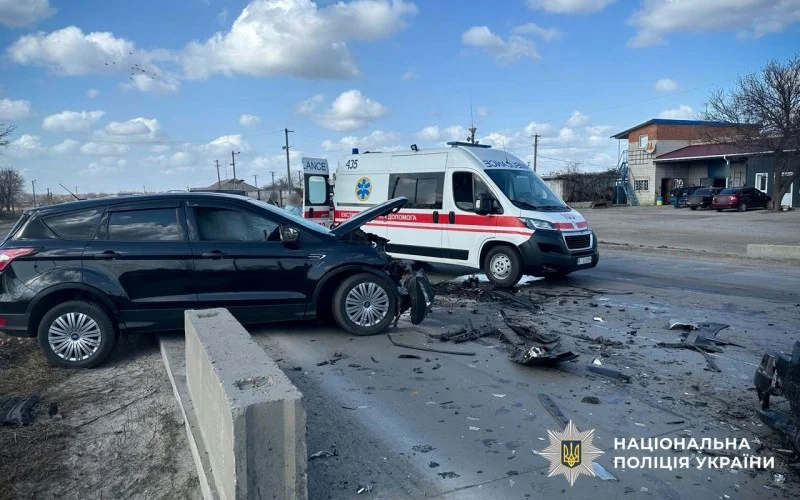 На Полтавщині зіткнулися два автомобілі: обох водіїв ушпиталили