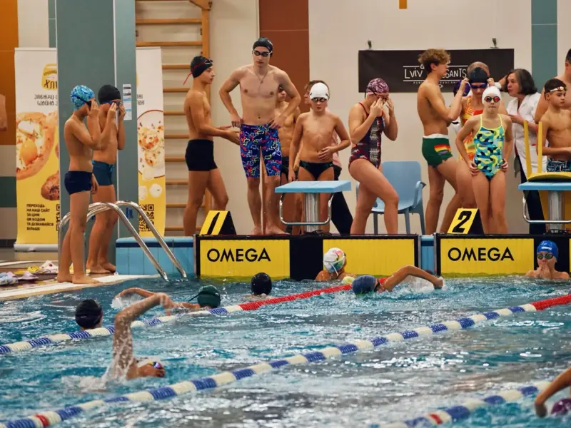 Кременчуцькі плавці вибороли медалі на всеукраїнському турнірі в Ужгороді