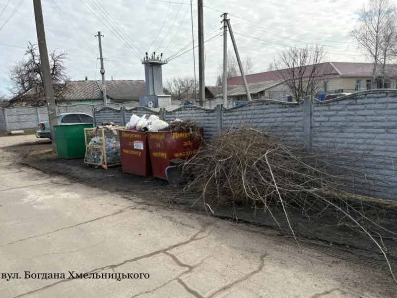 У Козельщині планують встановити камери біля сміттєвих контейнерів