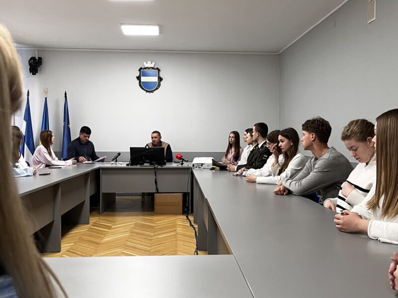 У Кременчуці 34 студентам і учням вручили стипендії міської ради