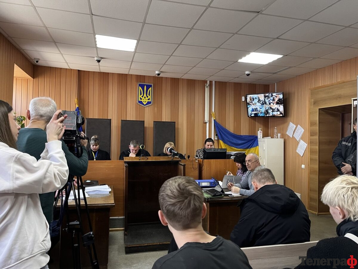 Суд над депутатом Дядиком: на засіданні обговорили вилучені речові докази, зокрема прапори РФ