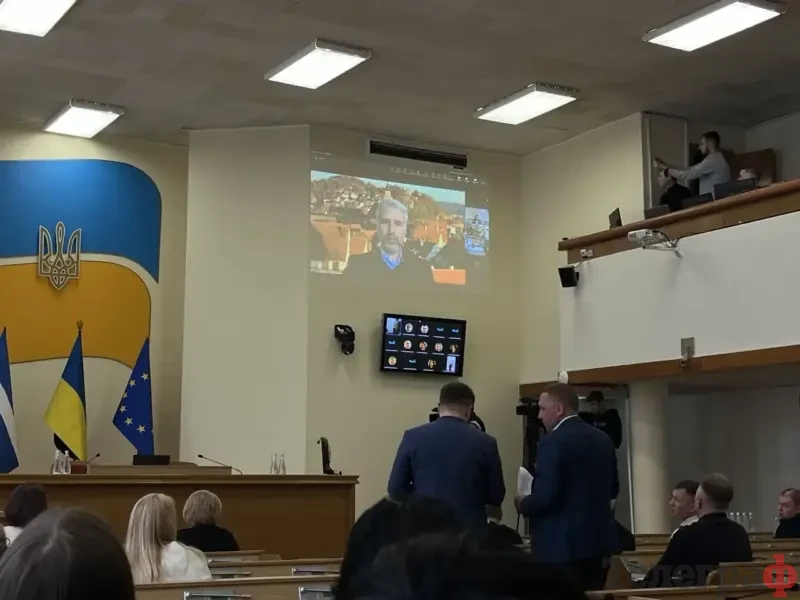 Мер німецького Тюбінгена отримав відзнаку Кременчука за підтримку під час війни <img src="https://www.telegraf.in.ua/wp-content/uploads/2026/03/gallery.svg" alt="" class="feed-icon" style="width: 20px; height: 20px; vertical-align: middle;" />