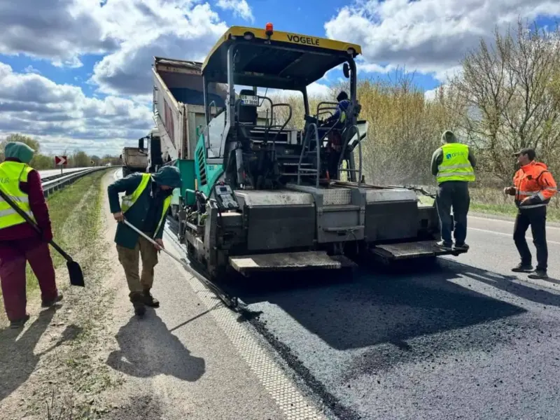 На Полтавщині тривають дорожні роботи: від початку року відновили понад 186 тис. м² покриття