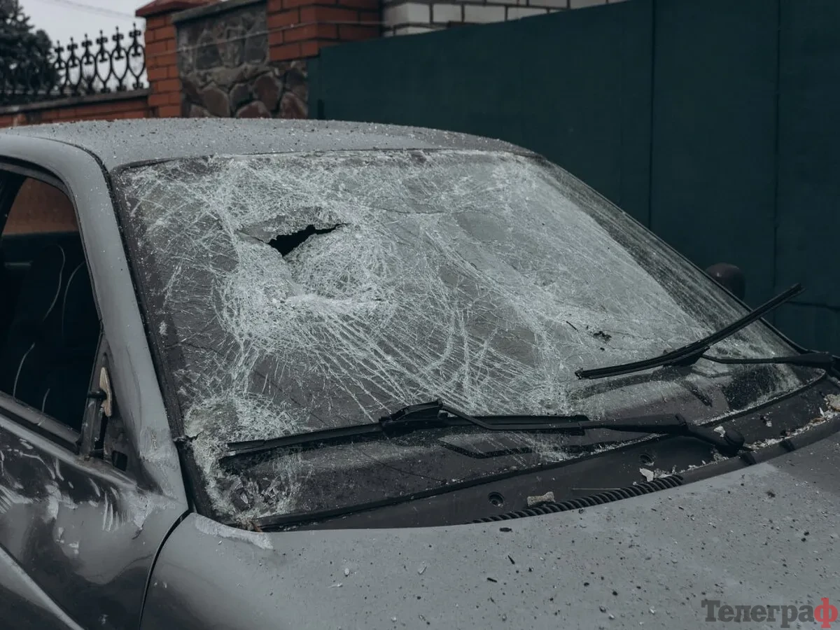 У Кременчуці після нічної атаки пошкоджене автопідприємство й понад 10 машин — прокуратура