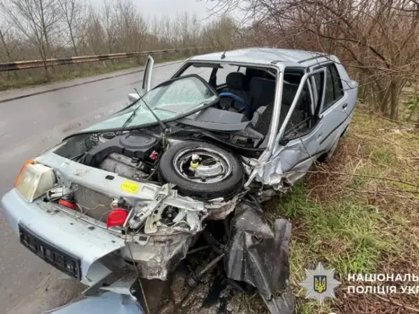 У ДТП на Полтавщині зіткнулися BMW і ЗАЗ: водія госпіталізували