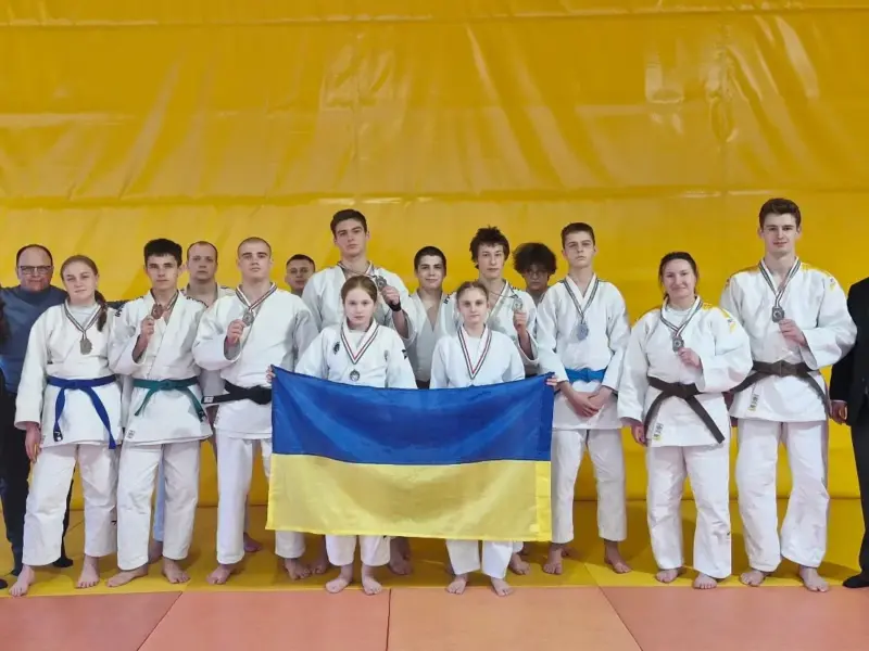 Кременчуцькі дзюдоїстки завоювали «срібло» на чемпіонаті в Угорщині