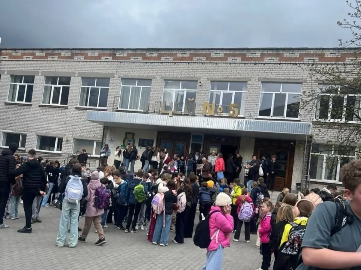 У Кременчуцькому ліцеї №5 горів кабінет початкових класів: що відомо