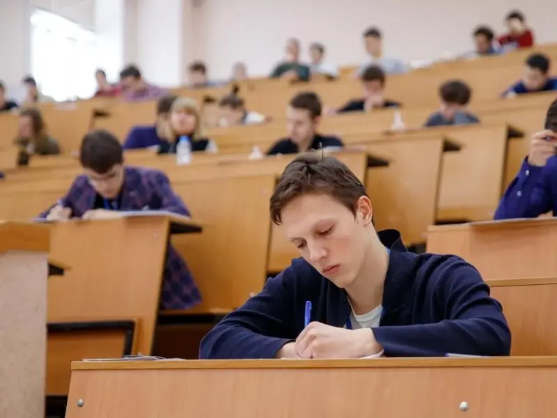 У Полтаві чоловіків зараховували на навчання до аспірантури, аби ті уникнули мобілізації