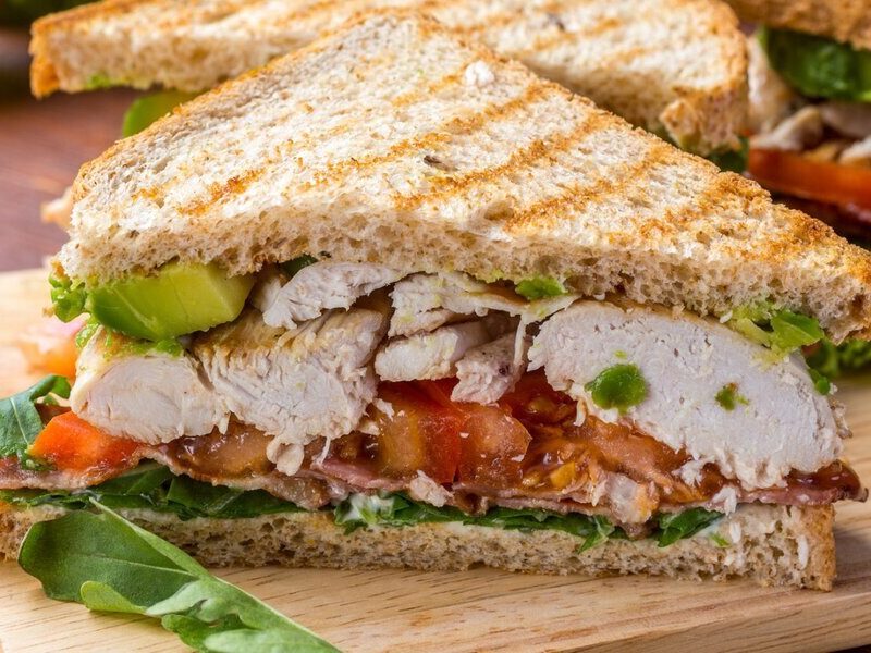 Готуємо з газетою «Для дому і сім’ї»: сендвіч з куркою