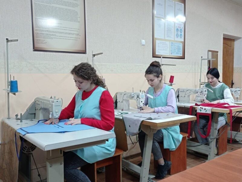 Робота у Кременчуці: шукають будівельників, водіїв, швачок та охоронців