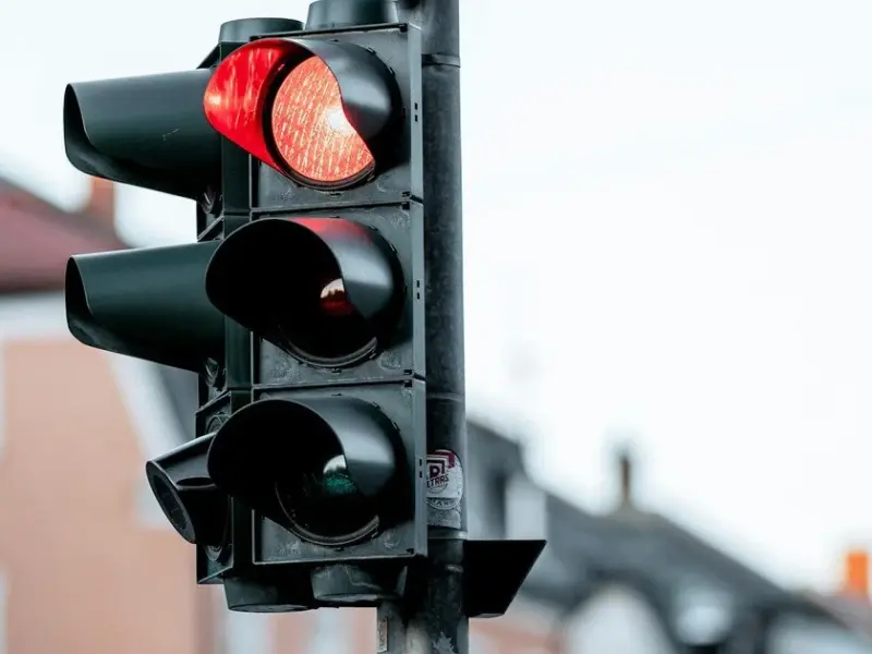 У Кременчуці на світлофорах встановили зелені стрілки: що це означає для водіїв