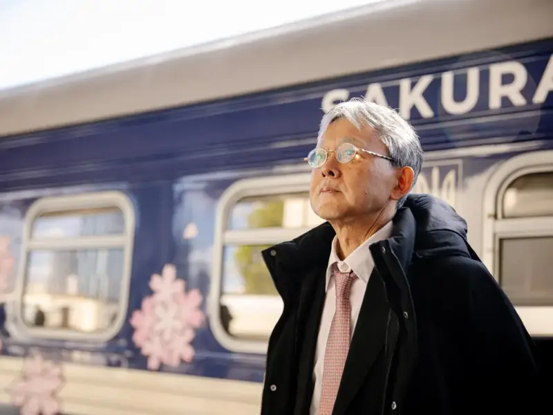 Поїзд «Сакура» вирушив у перший рейс: частину вагонів для нього виготовили у Кременчуці