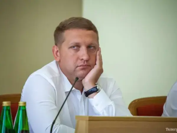 Премія, відрядження та майже 145 тисяч: скільки нарахували меру Кременчука за серпень