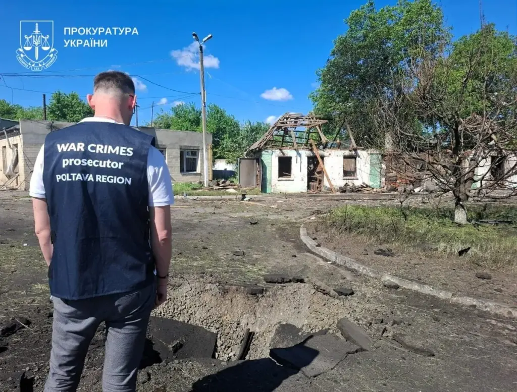У Миргородському районі після атаки дронів пошкоджені резервуари з нафтопродуктами